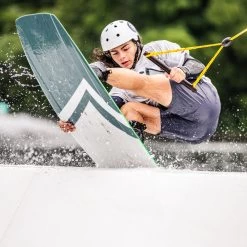 Liquid Force APEX 142cm Wakeboard -JOBE Magasin lf2225048 2 0